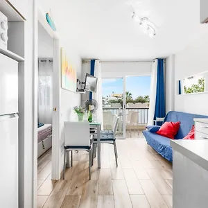 https://apartament-el-dorado.in-canary-islands.com