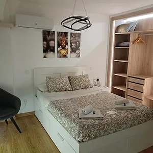 Estudio Frailes Centro Histórico De Málaga