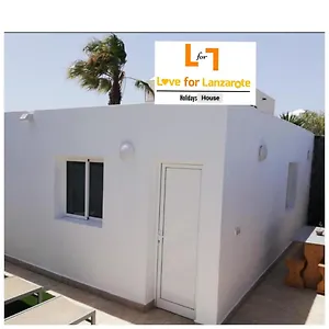 https://love-for-lanzarote-holidays-house.in-canary-islands.com
