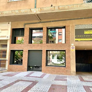 Ana's Parking Gratuito , Malaga Spain